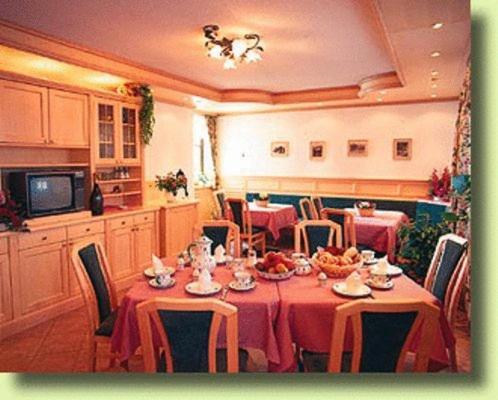 Pension Linortner Sankt Wolfgang im Salzkammergut ภายนอก รูปภาพ